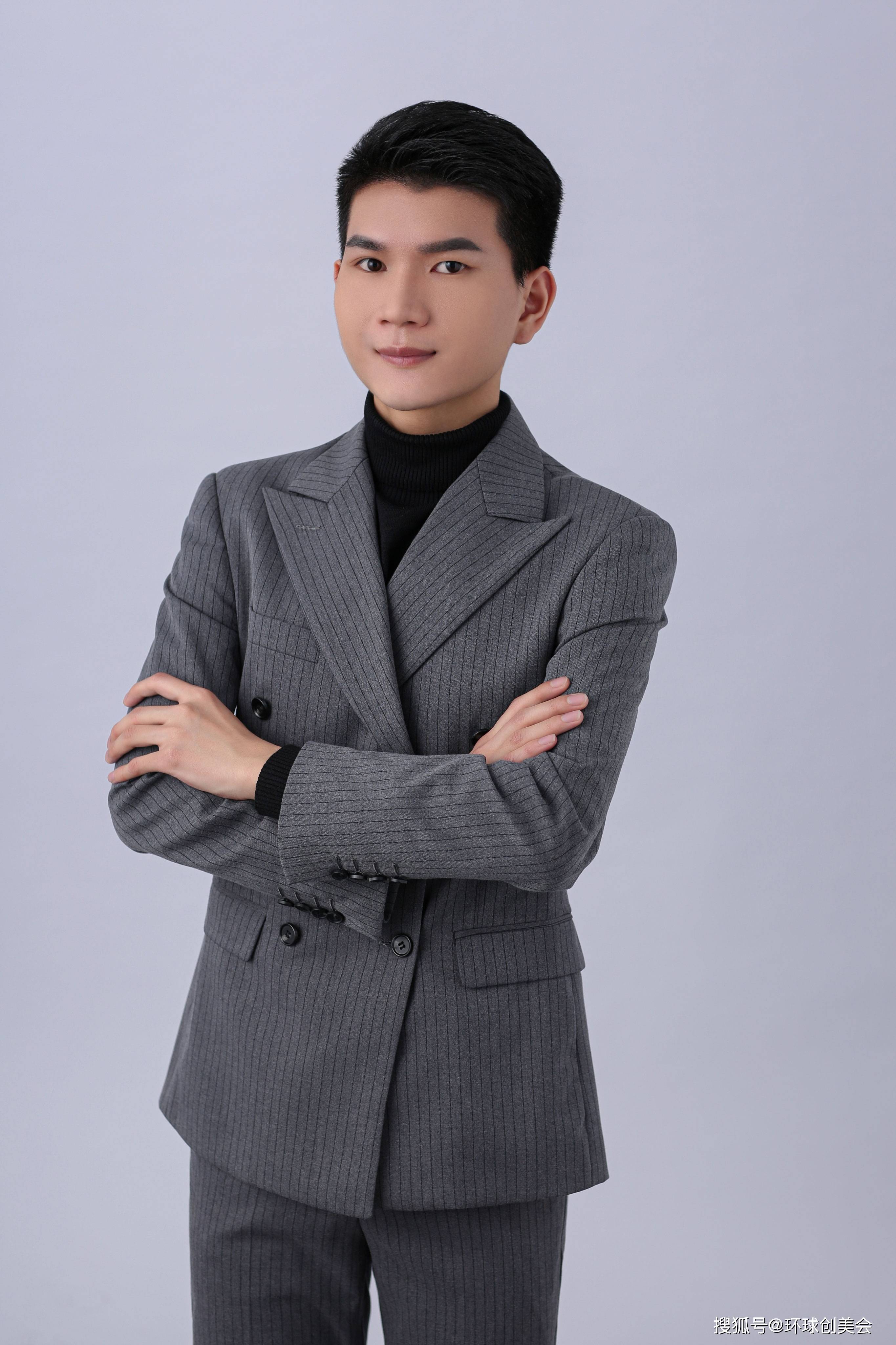 刘长明 灯光与摄影艺术负责人